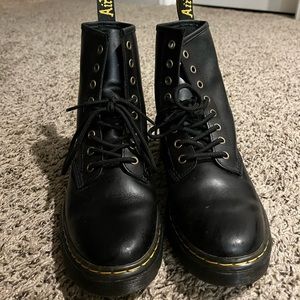Doc Dr. Martens Zavala Combat Boot Women’s Size 9 Men’s Size 8 Great Condition